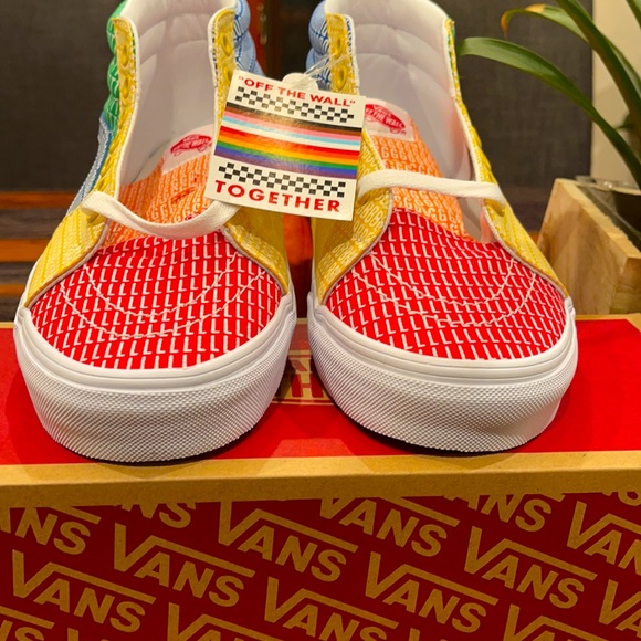 Vans SK-8 Pride Sneakers size 10.5. So GORGEOUS!! - Picture 6 of 9